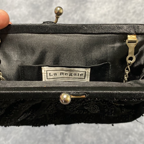 La Regale Formal Clutch Bag - Picture 5 of 6